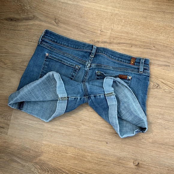 7 for All Mankind roll-hem denim shorts size 30 - Picture 4 of 7